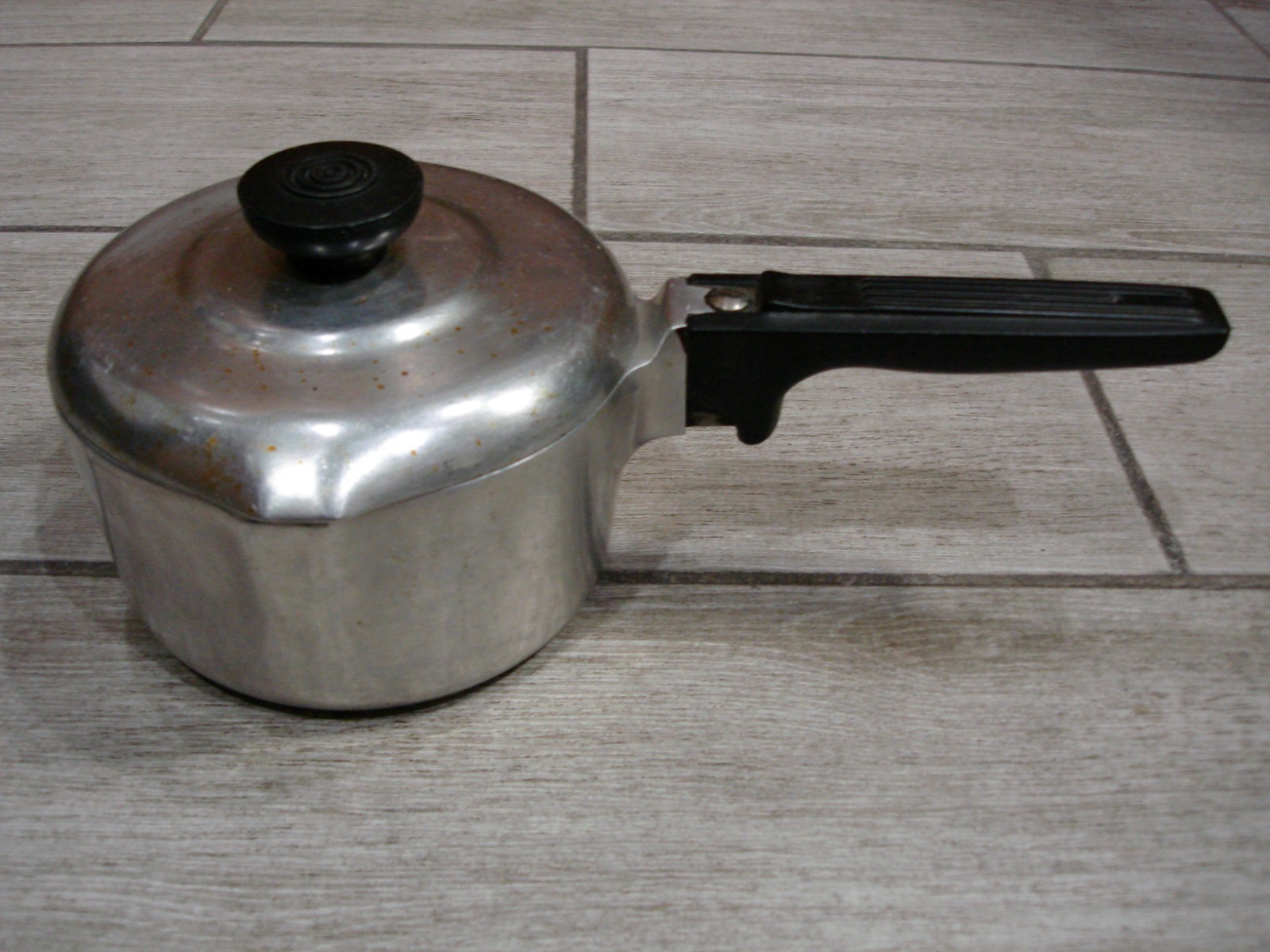 Old Vintage Wagner Ware Sidney O Magnalite 4681-1/2 P With Lid 1 1/2 QT.
