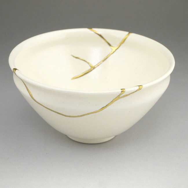 Handcrafted Kyo-yaki Rice Bowl Kintsugi Pattern by Ryōji | Kyoto Ware From Japan Handcrafted Kyo-yaki Rice Bowl Kintsugi Pattern by Ryōji | Kyoto Ware From Japan