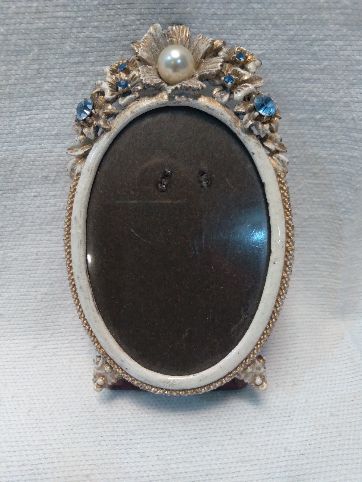 Florenza Vintage Jeweled Oval Picture Frame (Boy) Faux Pearl, Rhinestones Florenza Vintage Jeweled Oval Picture Frame (Boy) Faux Pearl, Rhinestones