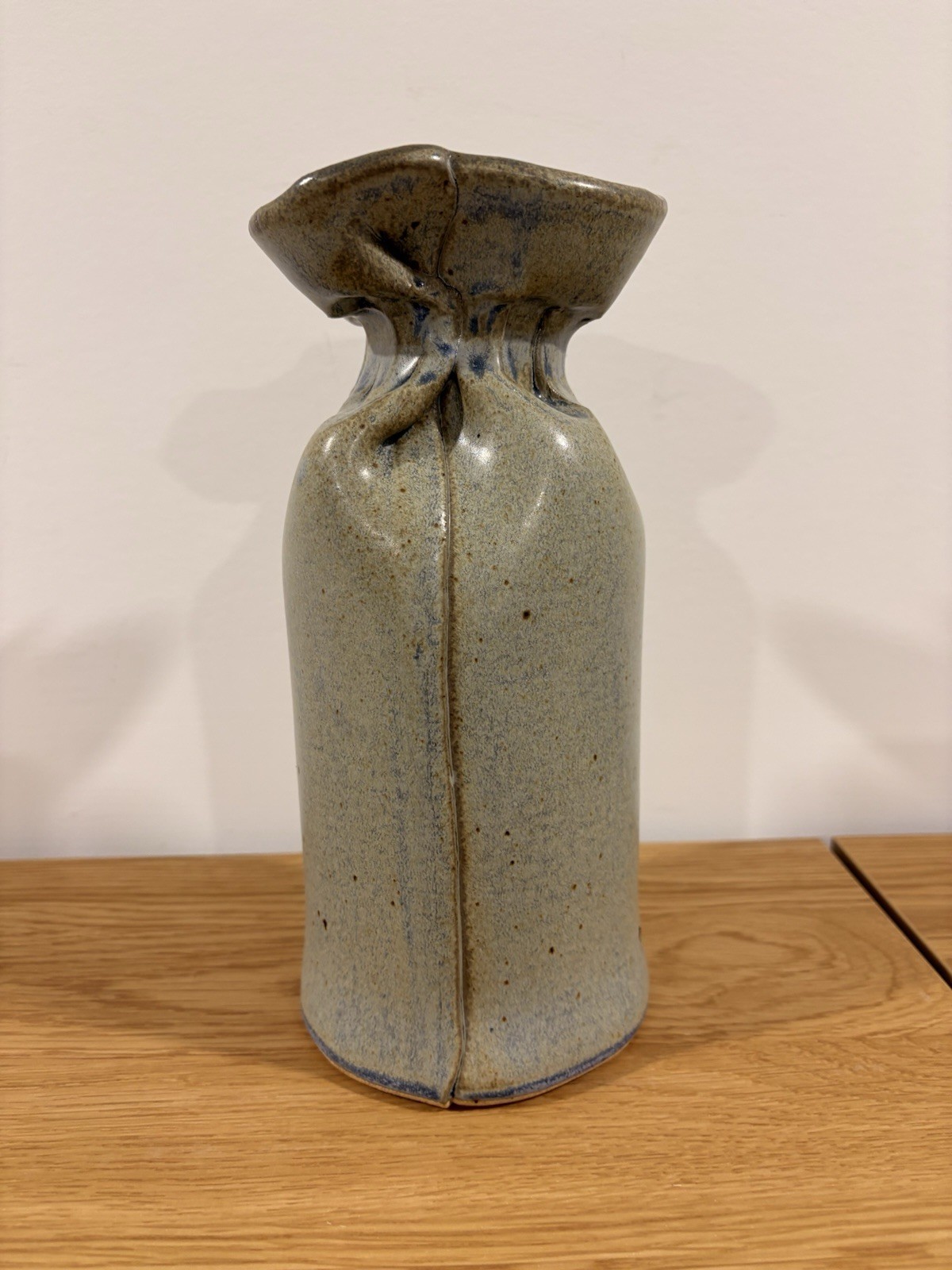 Rare Vintage Gunny Sack Studio Pottery Vase Canada Signed RP  Blue Beige