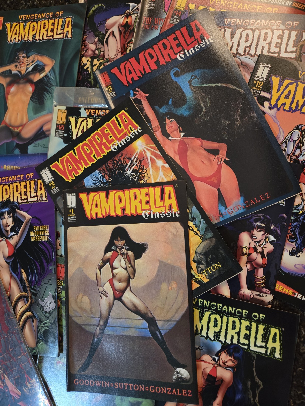 Lot Of 24 Vengeance Of Vampirella & Classic Harris Comic Books Issues 12-25