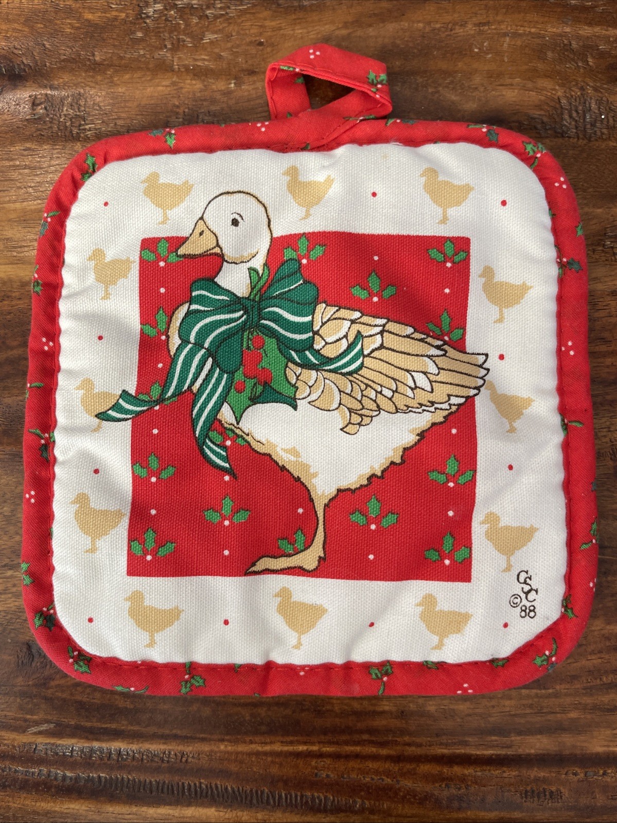 Vintage CSC 1988 Christmas Winter Goose Geese Holly Pot Holder Hot Pad