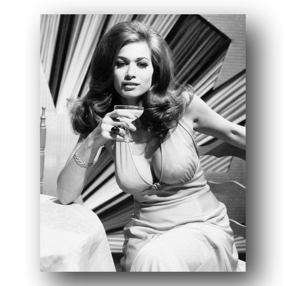 Valerie Leon Photo 8x10 Hammer Horror Carry On Movie Star 1970 Portrait