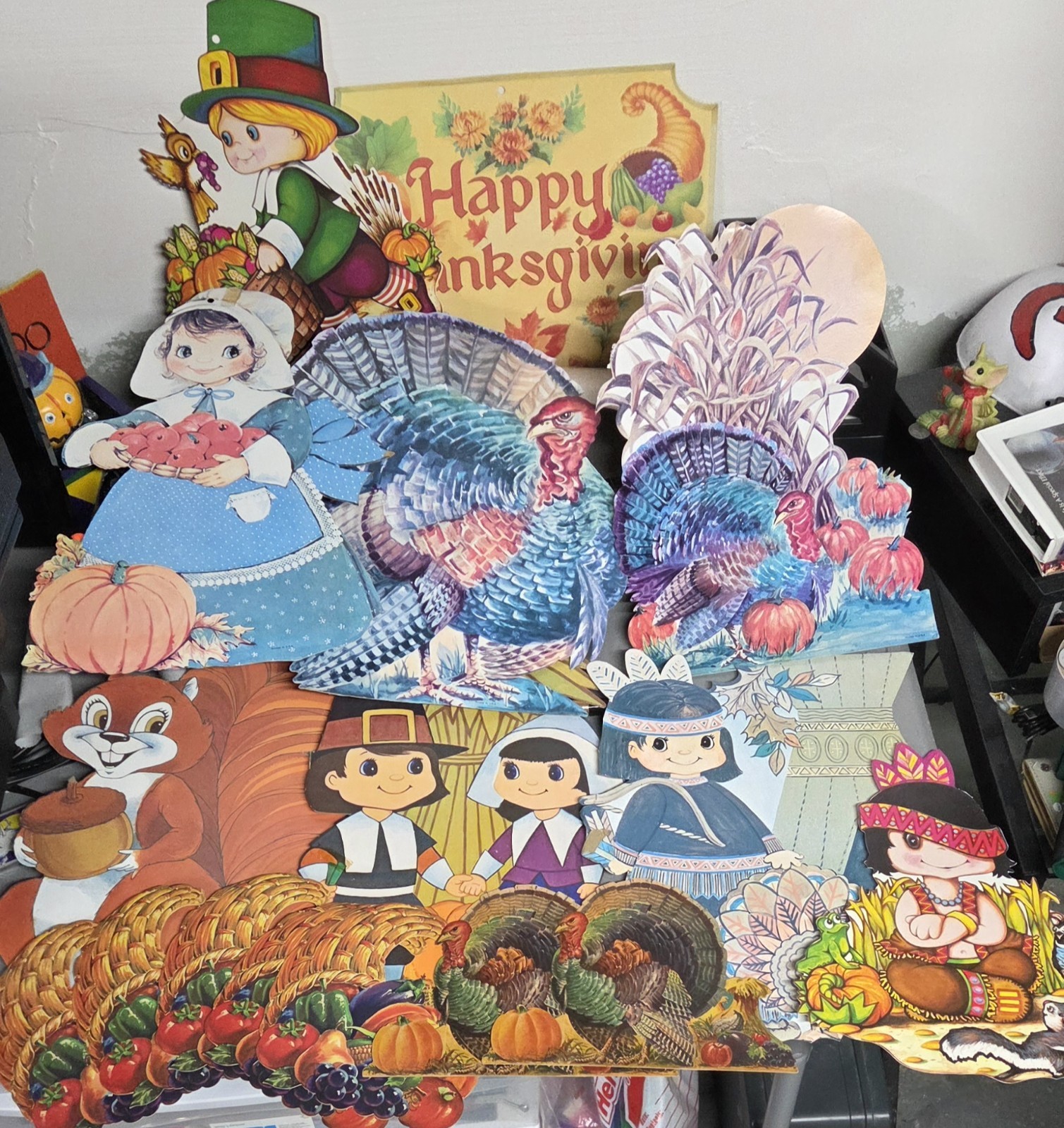Vintage 70\'s 80\'s Thanksgiving Die Cut Lot of 16 Dennison FunWorld Beistle Turke