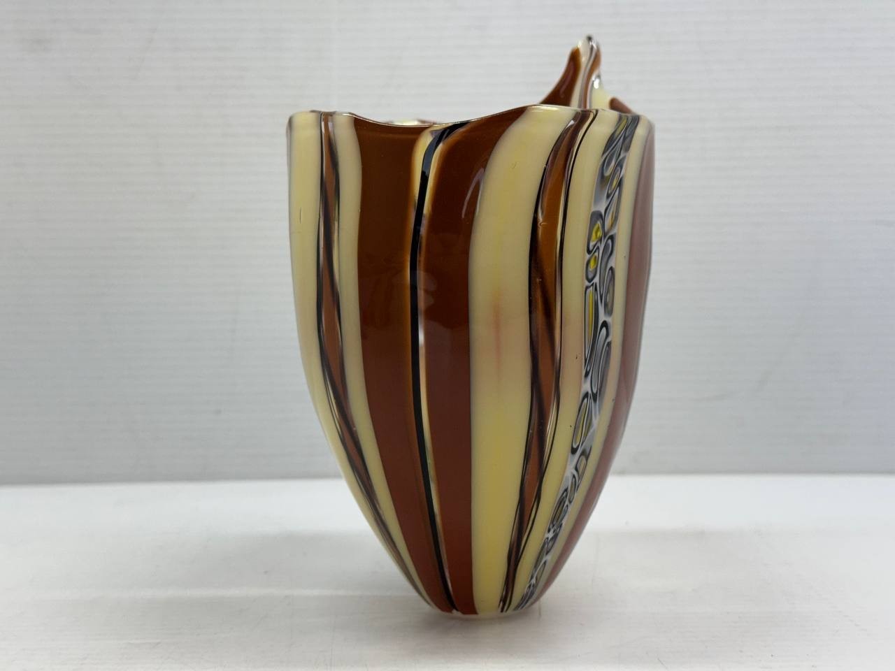 One Signed AMORE FIORE QUADRO SCONCE Mouth-blown by Eros Raffael in Venice Italy One Signed AMORE FIORE QUADRO SCONCE Mouth-blown by Eros Raffael in Venice Italy