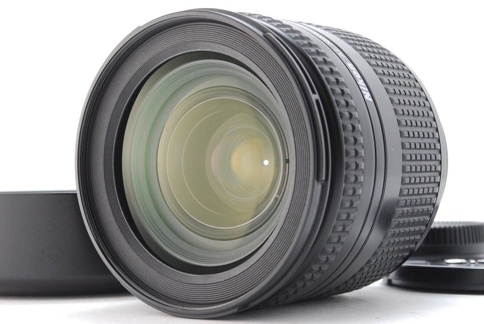 【MINT】Nikon AF Nikkor 28-200mm F/3.5-5.6 D IF Lens From JAPAN #231012
