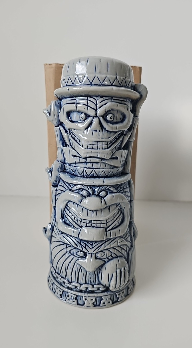 NEW Haunted Mansion Hitchhiking Ghosts Tiki Trader Sam Grog Grotto Blue Glaz HTF