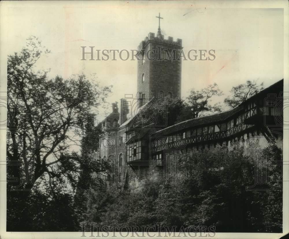1944 Press Photo Exterior view of the famous Wartburg Castle in Germany