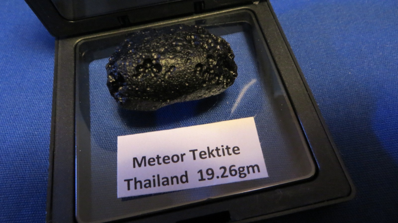 Meteor Tektite 19.26 gms Thailand Impact Site Superb Formed Natural Specimen