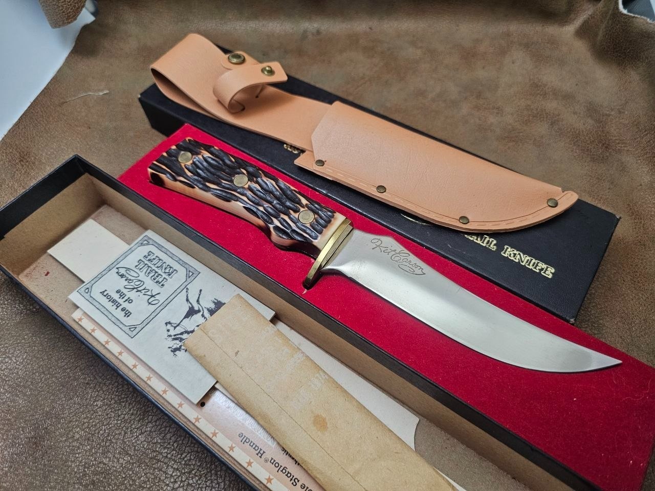Vintage Imperial Kit Carson Frontier fixed blade hunting skinner knife LNIB