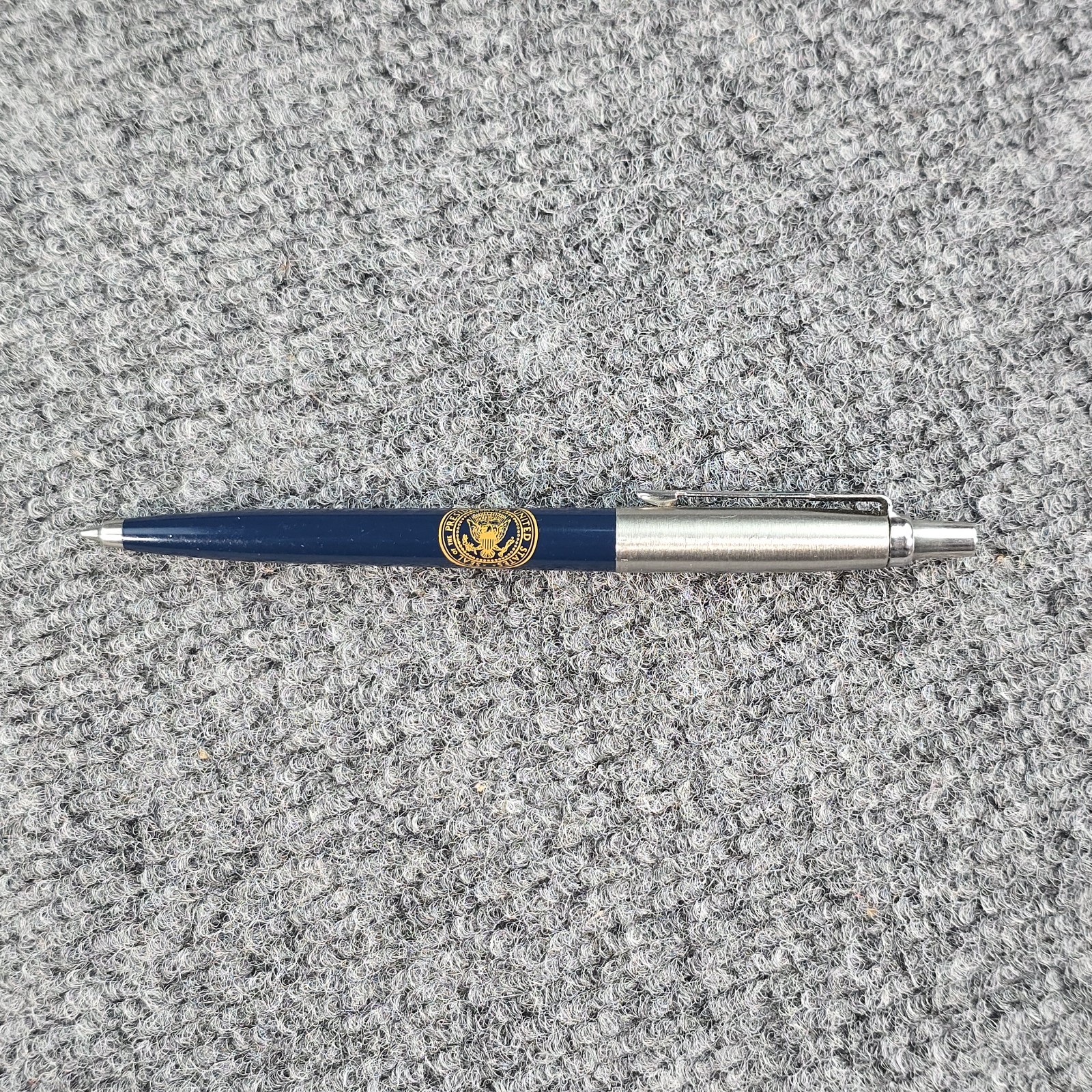 Vintage Parker George Bush Presidential Seal USA Ballpoint Pen Blue c1989