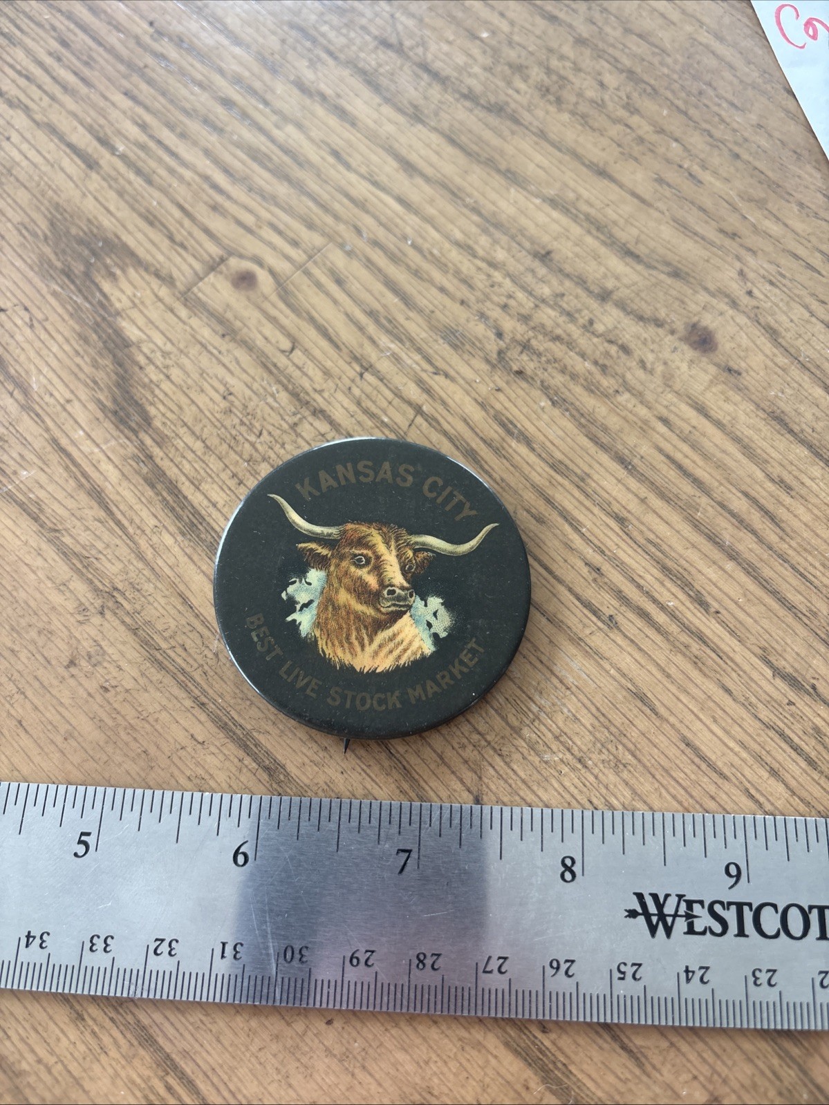 Rare Early Advertising Pinback Button Kansas City Best Live Stock Market Look