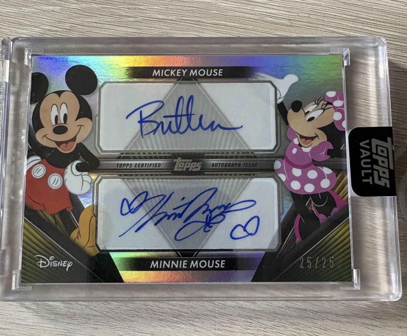 2026 Topps Disney Vault Mickey And Minnie Auto, Omega 25/25 1st Year Vault π 2026 Topps Disney Vault Mickey And Minnie Auto, Omega 25/25 1st Year Vault π