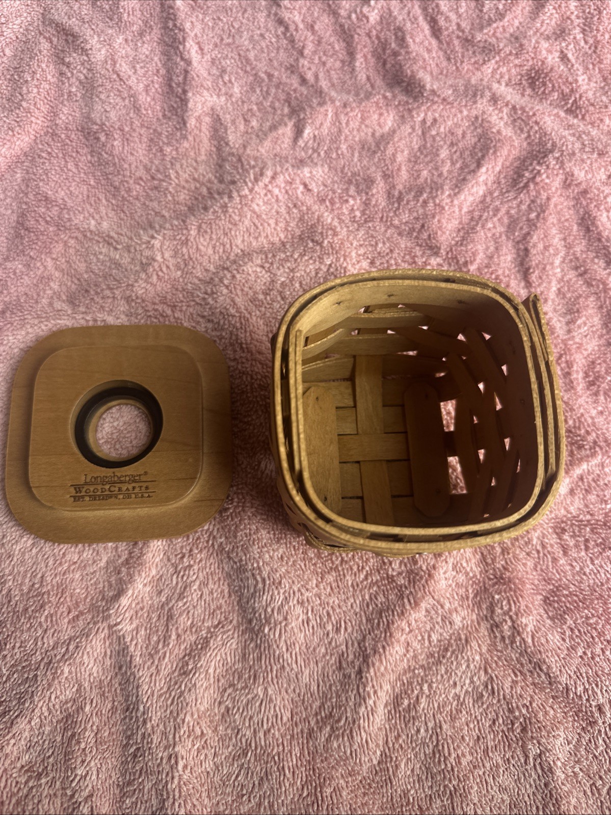 Longaberger 2004 Paperclip Basket With Magnetic Wood Lid Longaberger 2004 Paperclip Basket With Magnetic Wood Lid