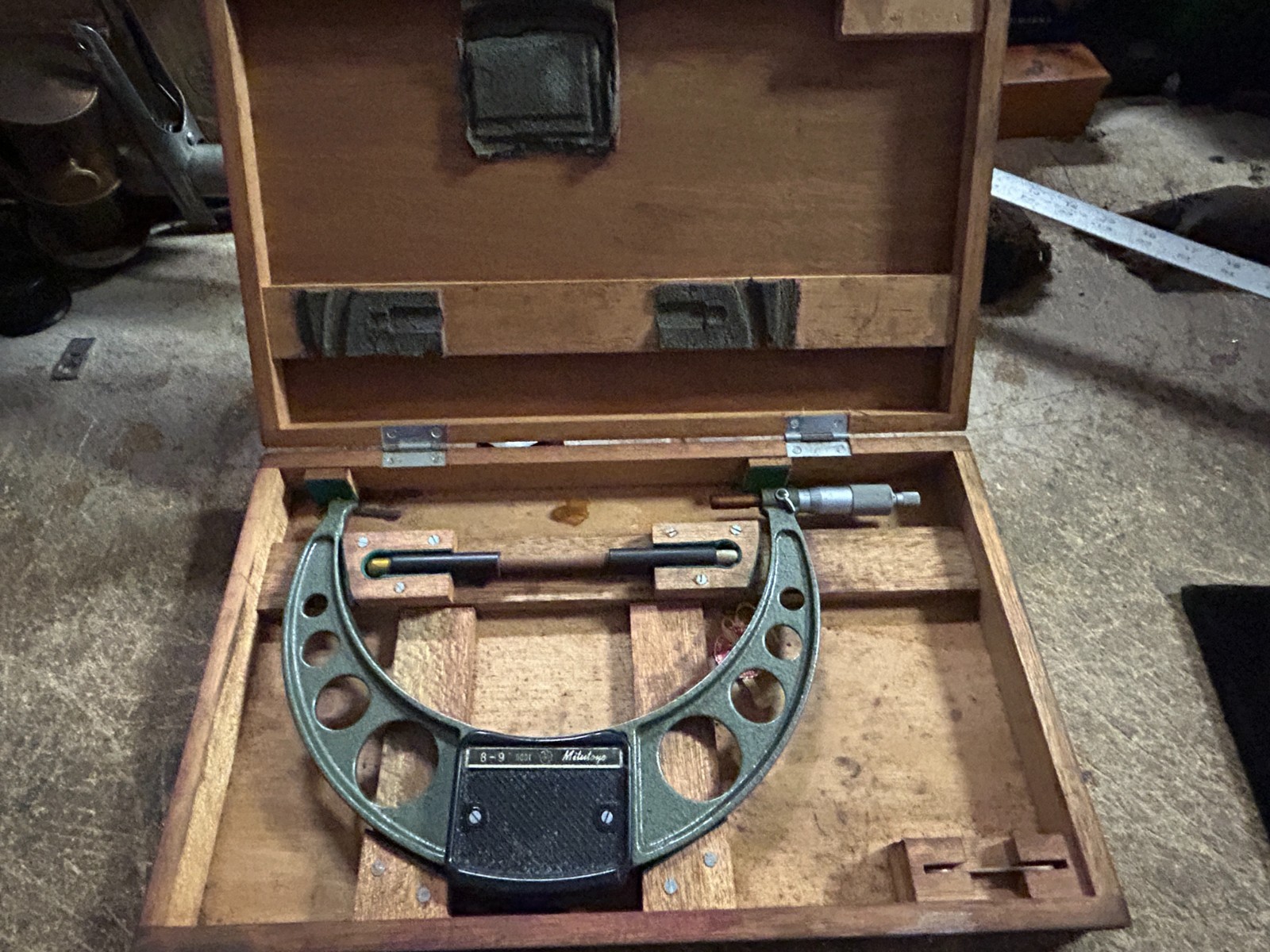 MACHINIST TpBgCb  TOOLS MILL Mitutoyo 8\