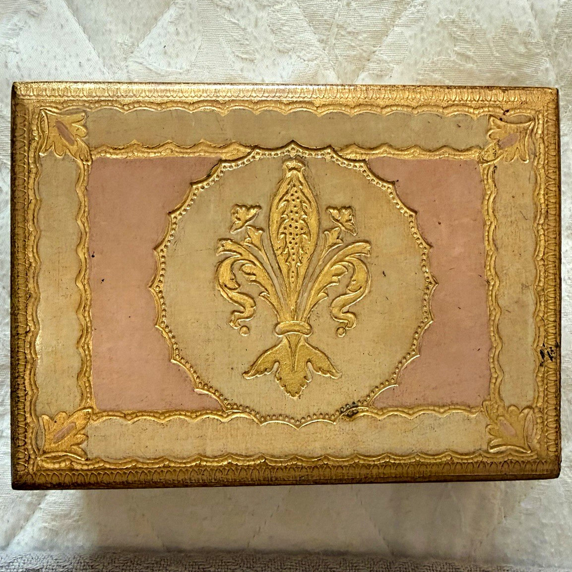 Vintage 1960’s Masi Pink & Gold Tone  Box w/ Fleur-de-Lis Lid made in Italy