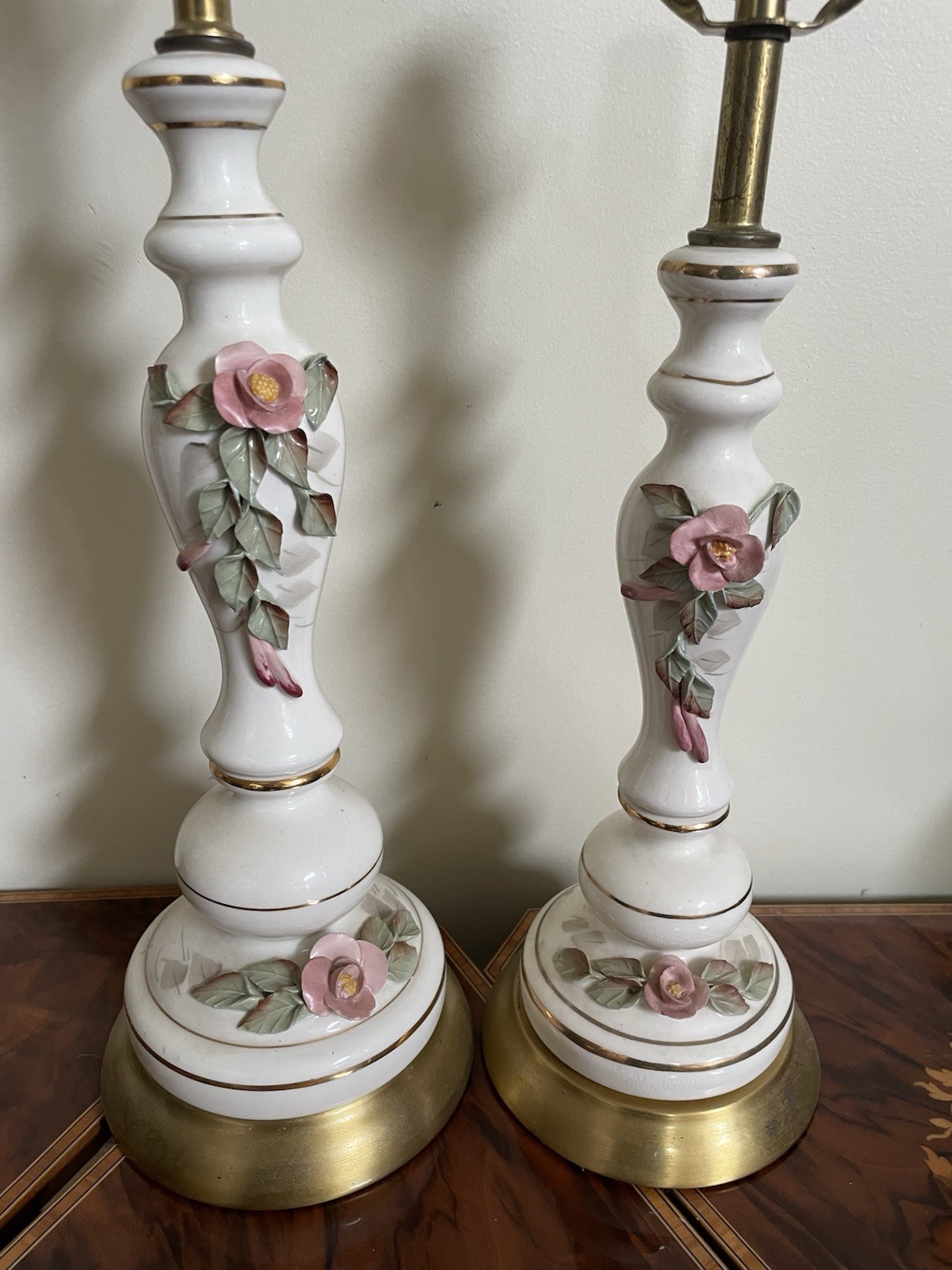 1950\'s 2 White Porcelain Table Lamps Roses Mid Century Shabby-chic 15”&13” Tall