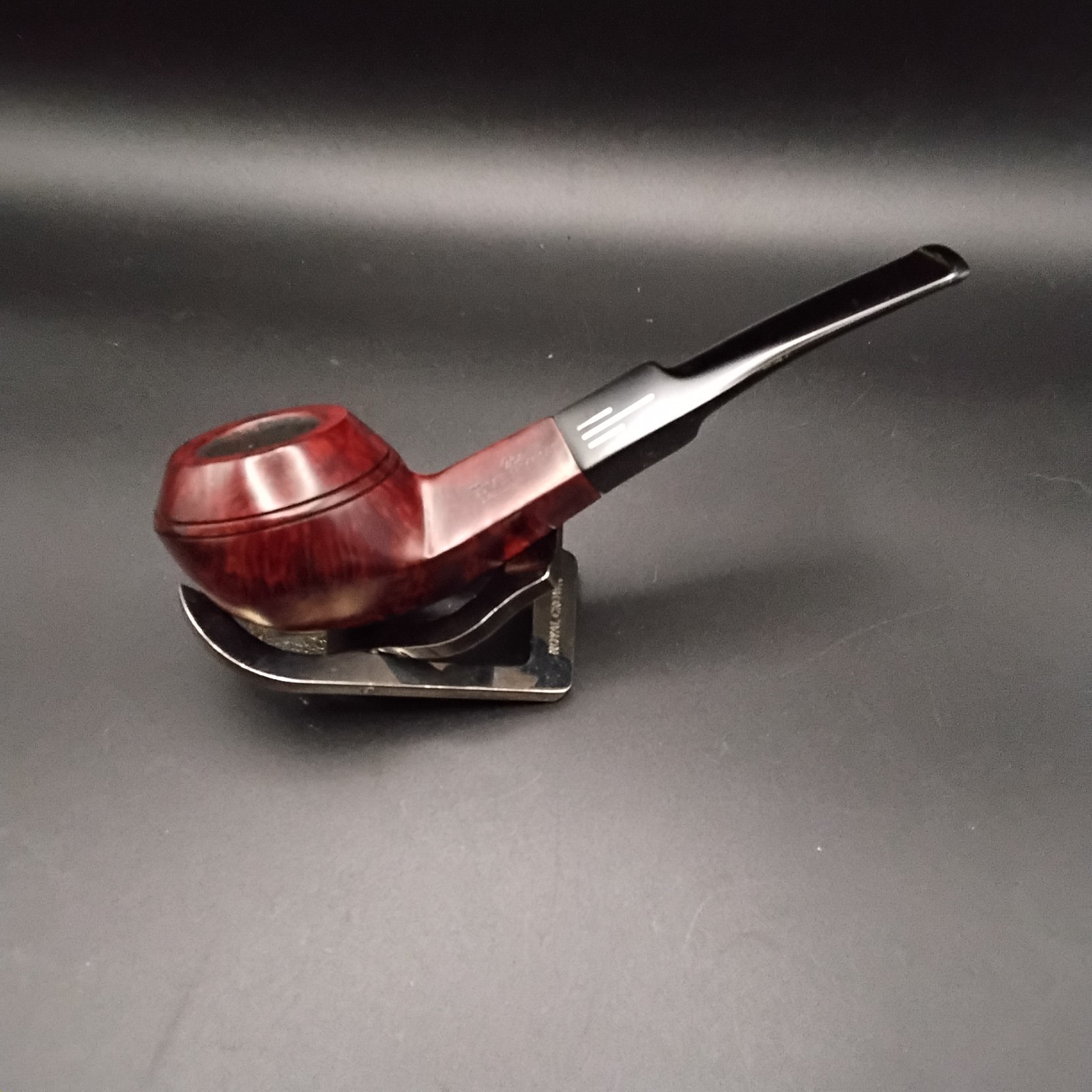 Professionally restored Comoy's The Everyman #409 tobacco smoking pipe 