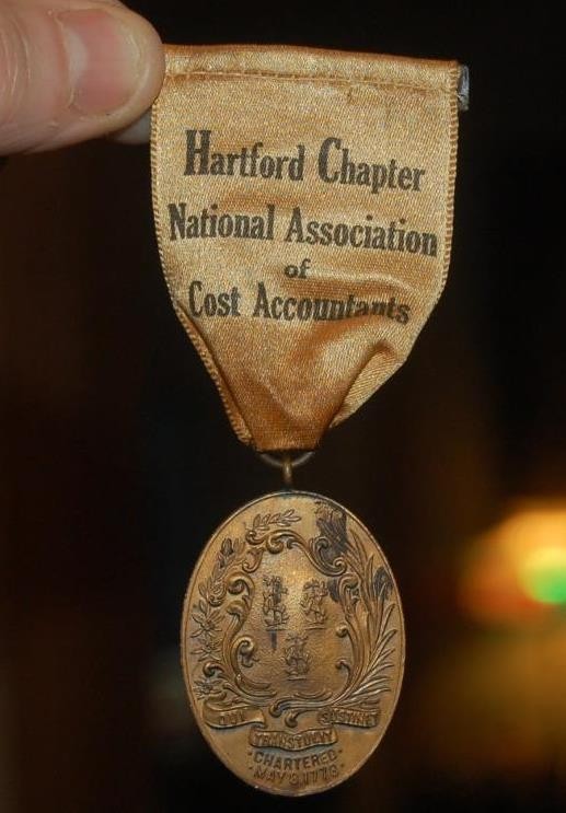 RARE VINTAGE HARTFORD CT. CHAPTER NATIONAL ASSOC. COST ACCOUNTANTS MEDAL RIBBON