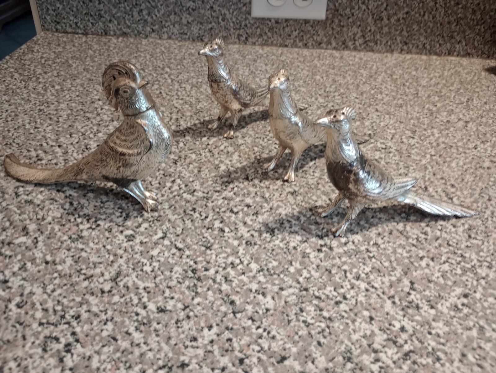 Vtg WB Mfg Co metal silver plate pheasant bird salt pepper shaker set FB Rogers