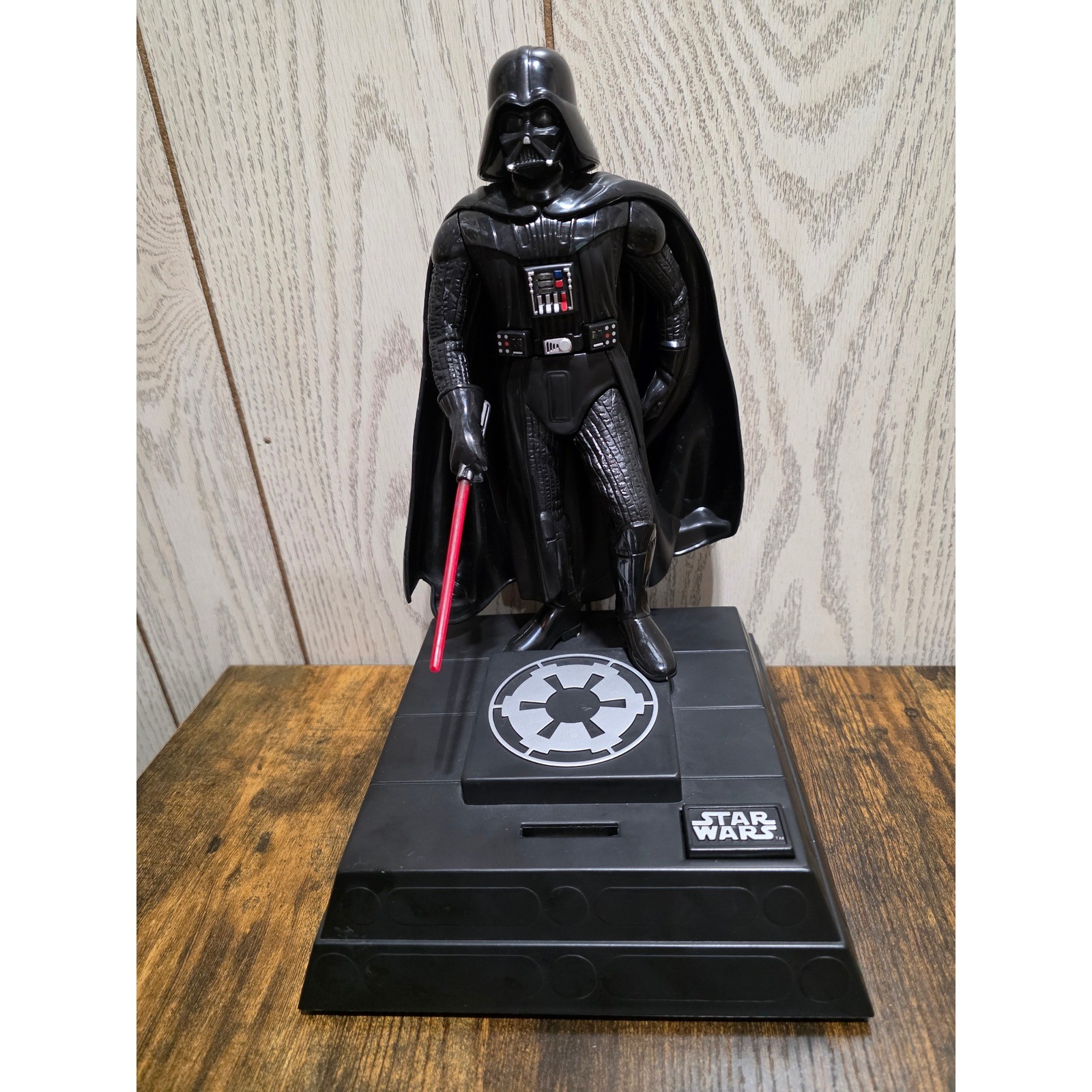 Vintage 1996 Star Wars Darth Vader Talking Money Bank Thinkway Toys