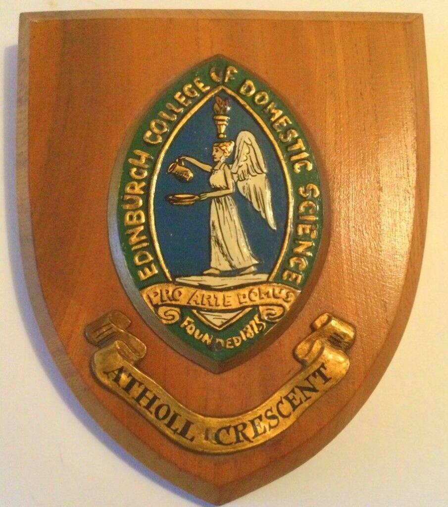 Old University Edinburgh College Domestic Science School Crest Shield Plaque