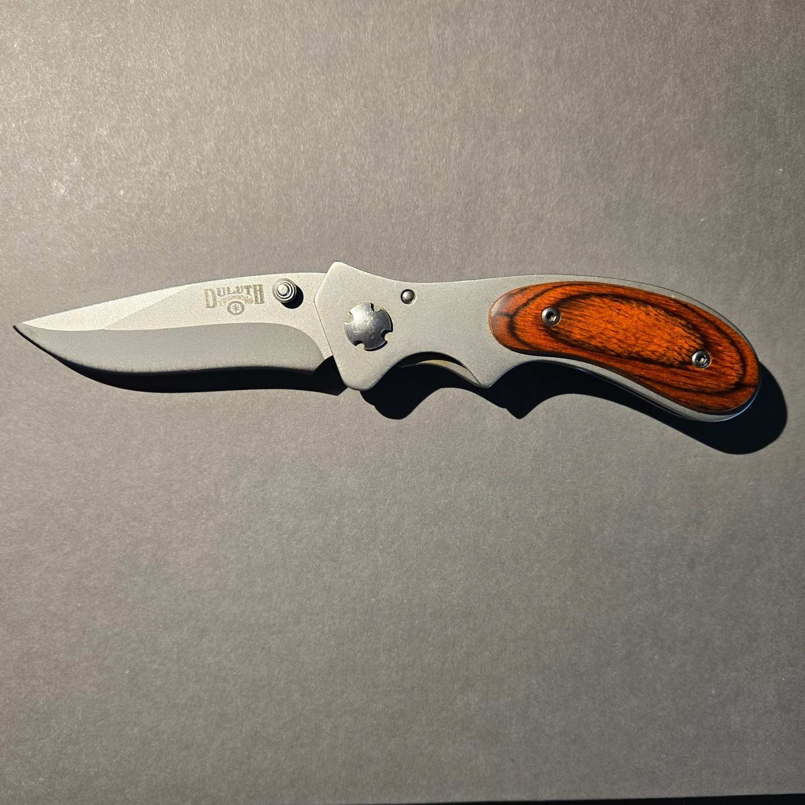 Duluth Trading Company Folding Pocket Knife Boxed With Retention Clip