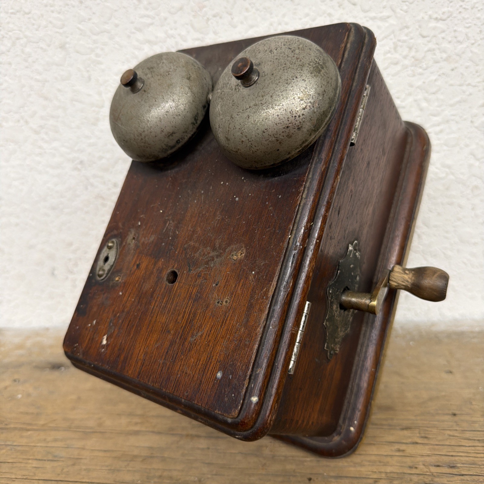 1879 American Bell Telephone Co. Charles Williams Magneto Top Box FIRST Years 1879 American Bell Telephone Co. Charles Williams Magneto Top Box FIRST Years