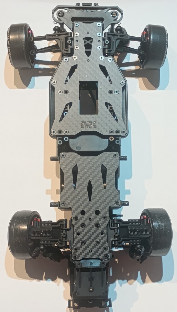 KYOSHO KYOSHO FAZER D2 carbon chassis metal garage MGFD2-1 Metal-Garage drift