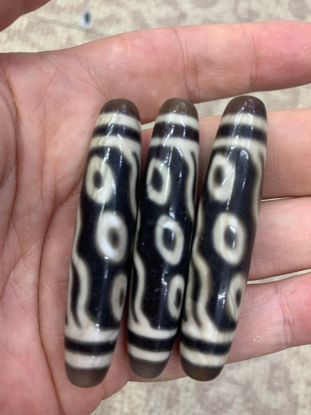3 Pcs Rare Wonderful Tibetan Natural Old Agate Dzi *9Eyed* Beads 3 Pcs Rare Wonderful Tibetan Natural Old Agate Dzi *9Eyed* Beads