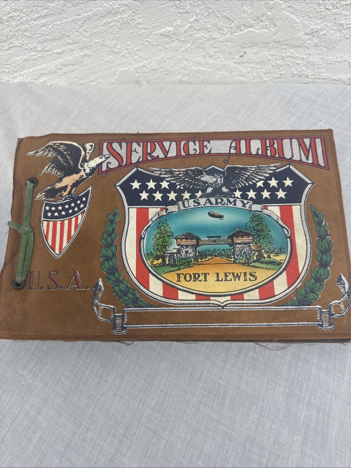 Vintage WWII Leather Cover US Army Fort Lewis Washinton Photo Album 150 Photos