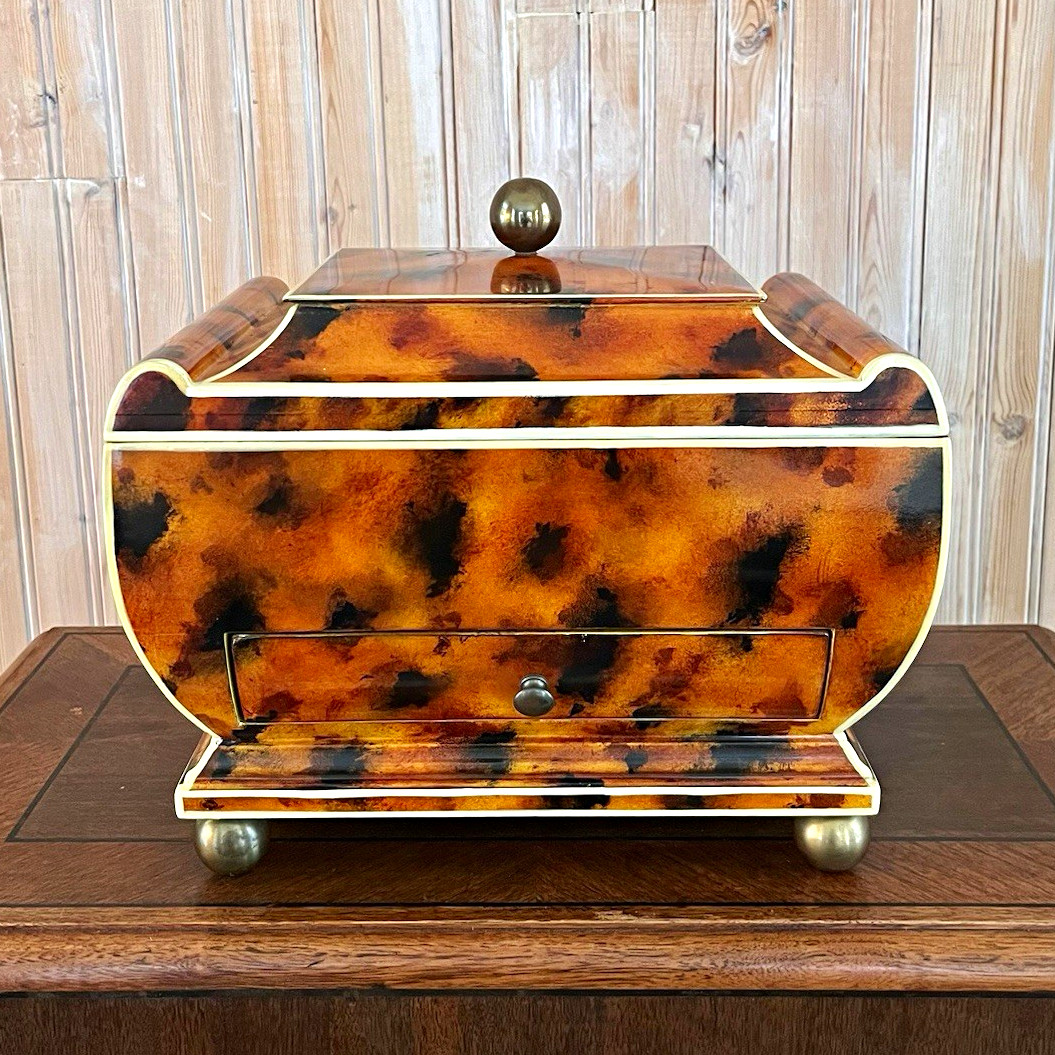 Large Maitland Smith tortoise shell dresser box
