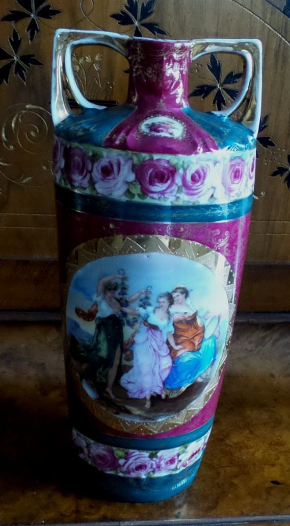 Antique Gorgeous Prov Saxe E.S. Germany Vase Three Young Maidens 12