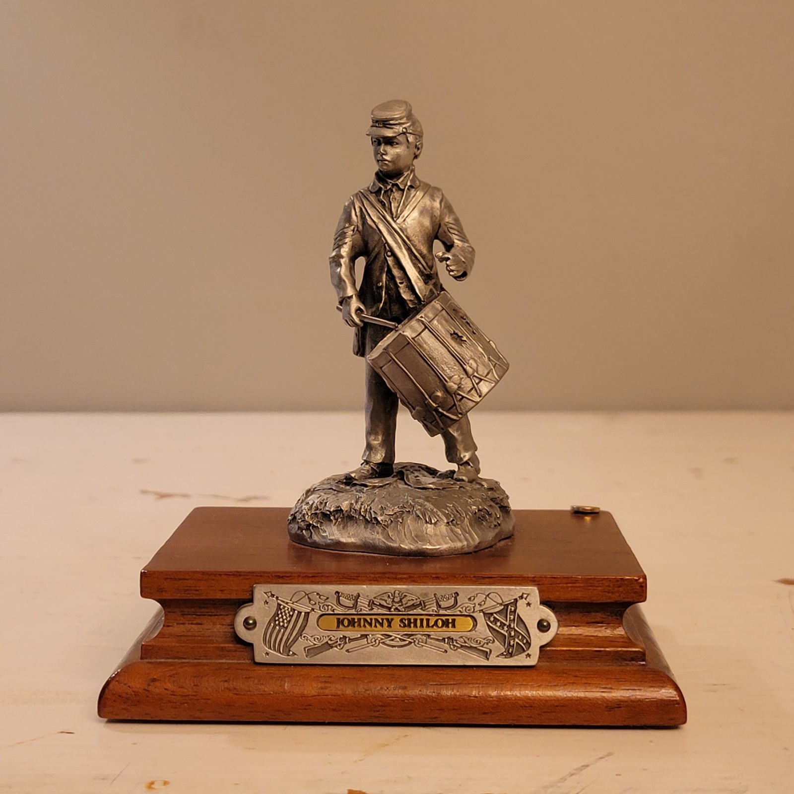 Johnny Shiloh Civil War Pewter Sculpture FJ Barnum 1532/2500 Read Description