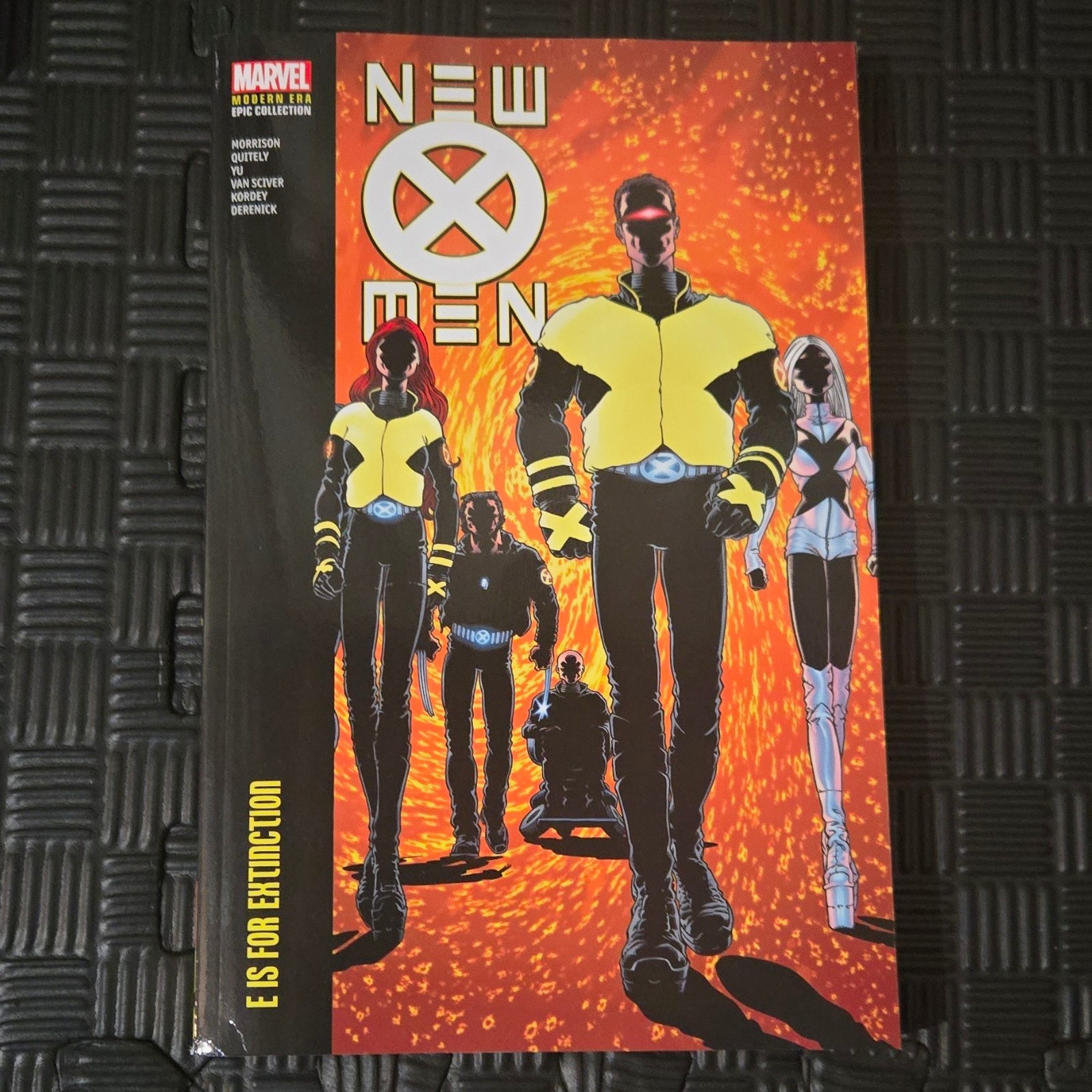Marvel New X-Men Modern Era Epic Collection E Is for Extinction TPB 2001