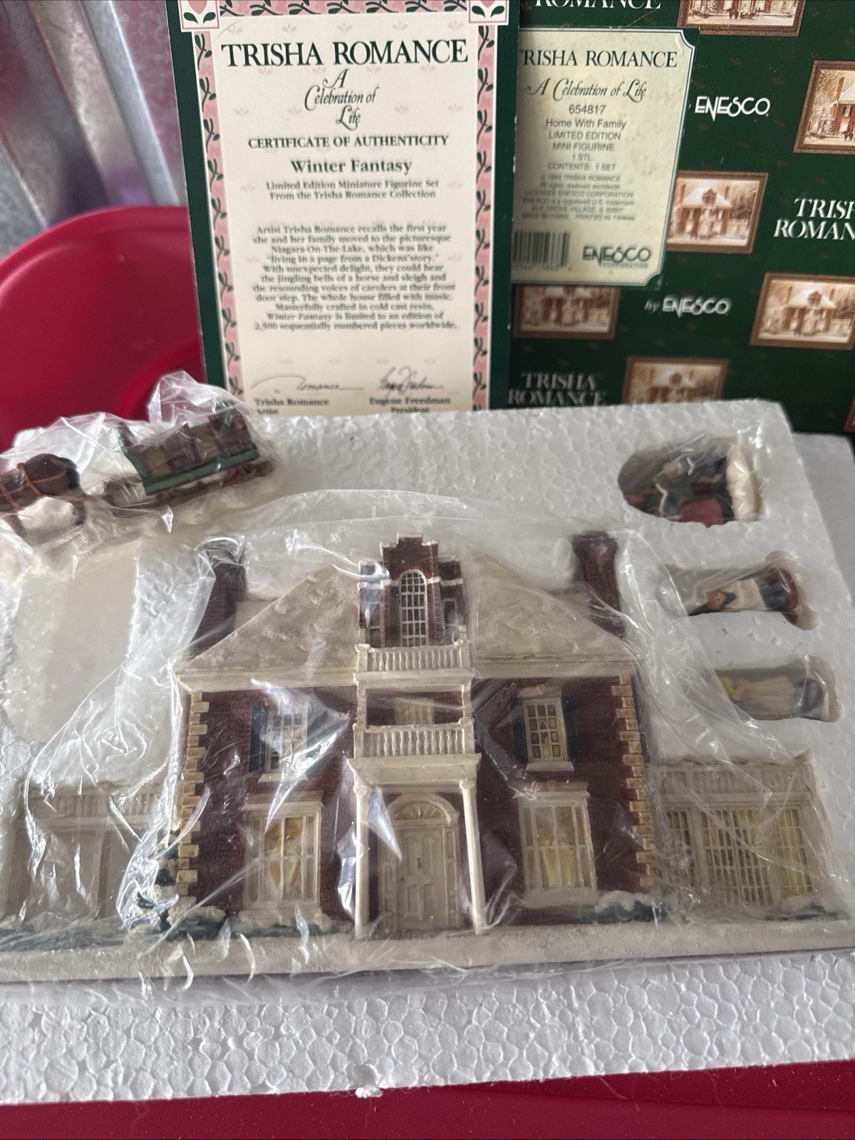Enesco Trisha Romance Home With Family New In Box 1984 Vintage