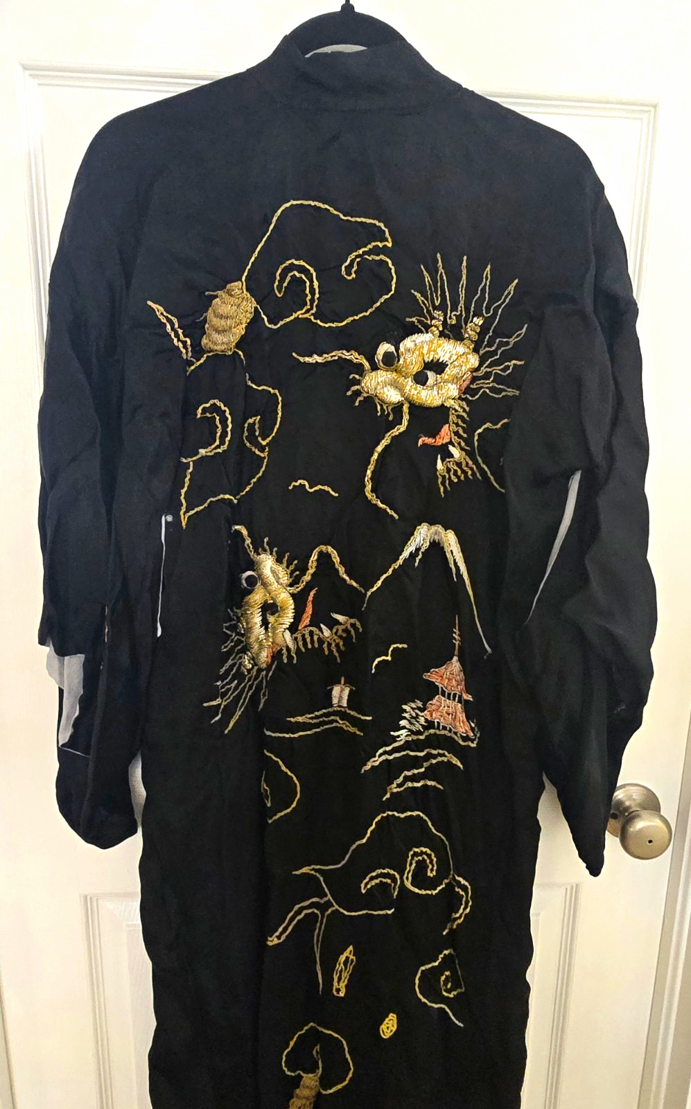 Vintage 1940s/1950s Japanese Kimono Robe - Gold Embroidered Dragon & Mt. Fuji