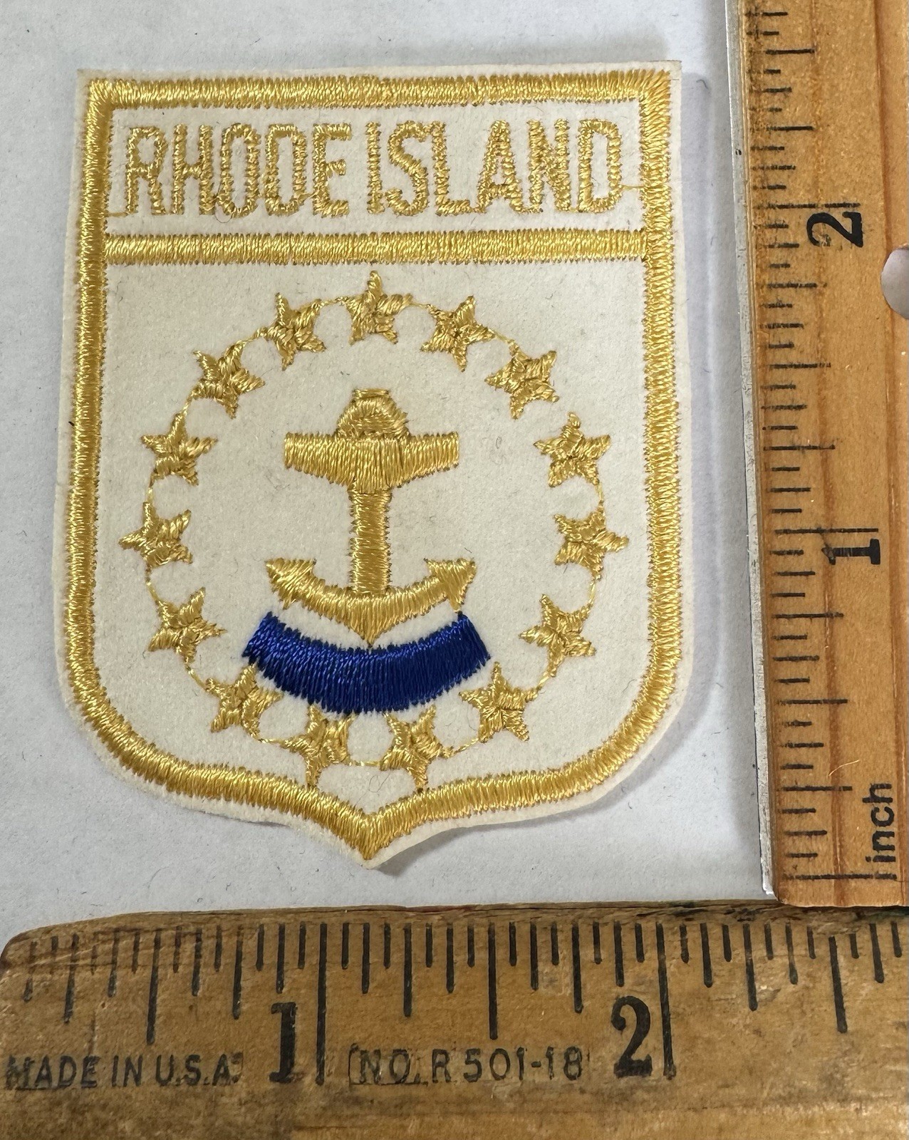 Vintage Rhode Island Shield Flag Embroidered Iron On Felt Patch Travel Souvenir