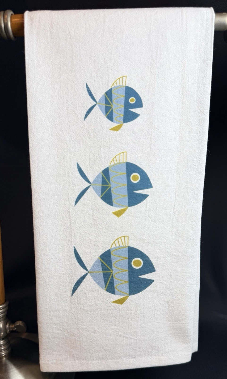 One New 100% Cotton Kitchen Tea Towel Metlox Tropicana Fish Inspired Turquoise