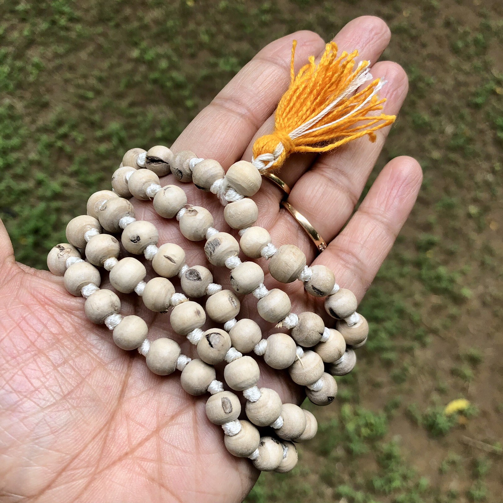 8 mm Round TULSI TULASI VAISHNAV ISKCON Japa Jaap Mala ROSARY 108+1