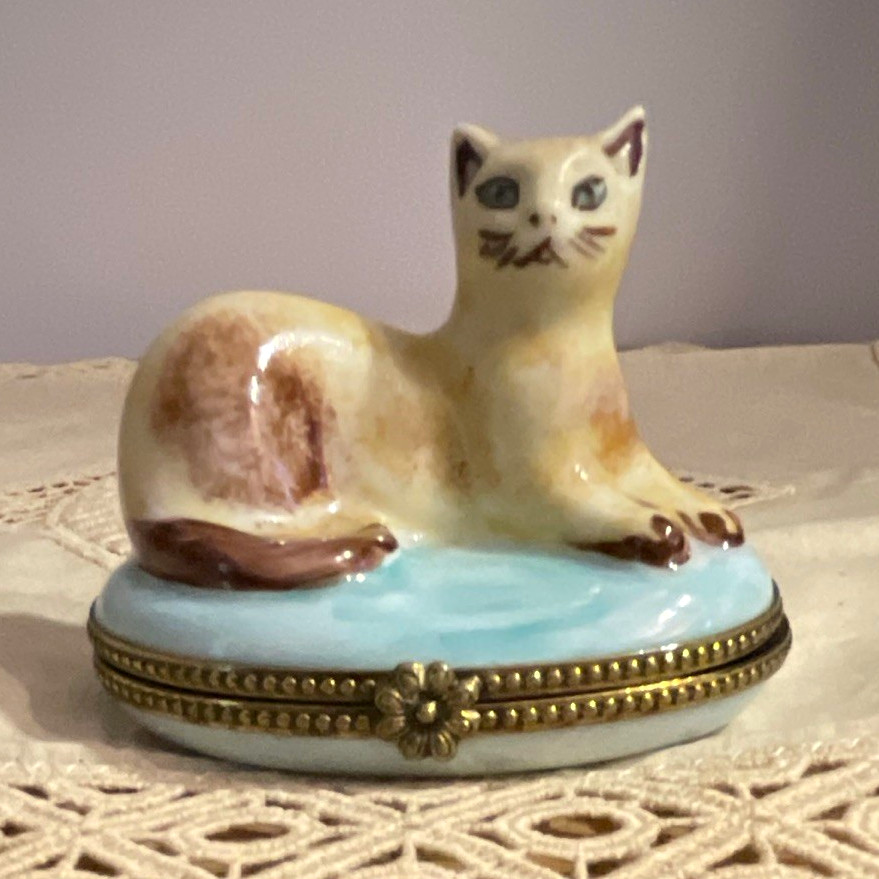 Limoges France Porcelain Cat Trinket Box Hinged Lid Figurine, Blue Base