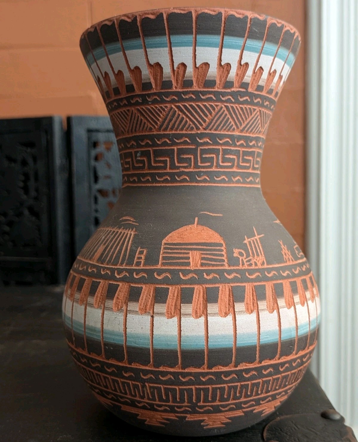 Authentic Navajo Vase Pottery Hand Etched Signed D SM 07 Native American Art