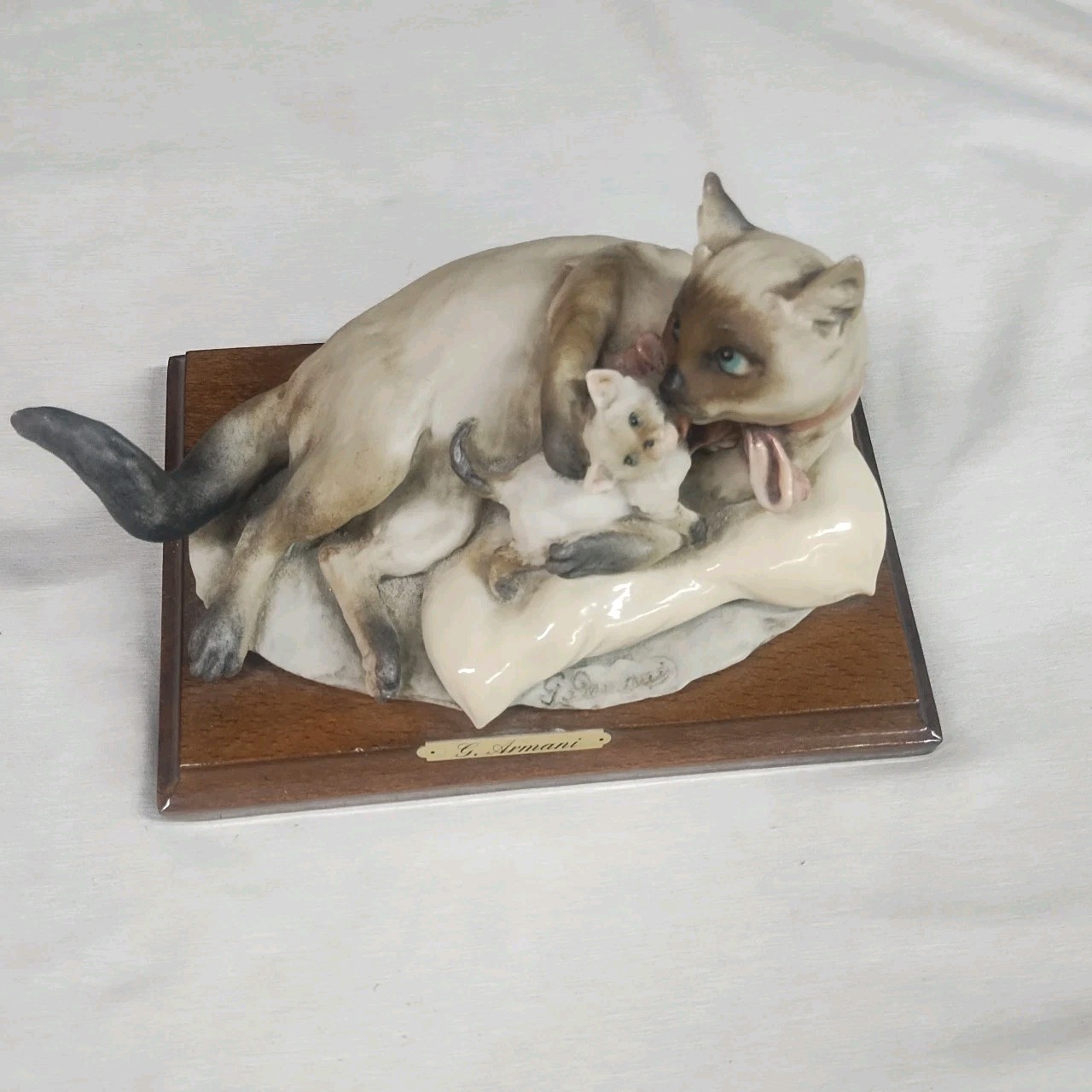 Vintage Giuseppe Armani Cat & Kitten Figurine Florence Stamped