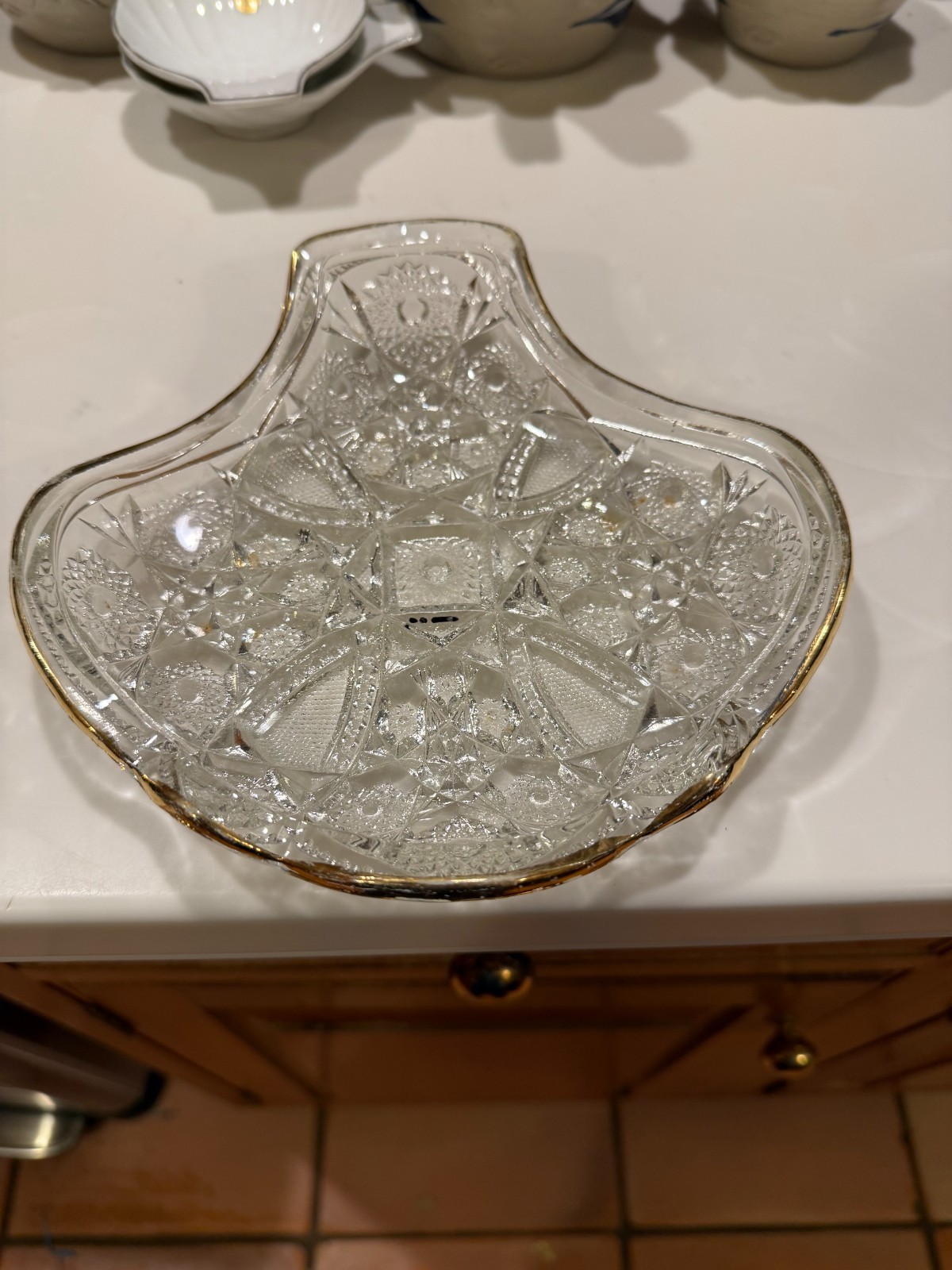 Vintage Cut Clear Glass Sea Shell Fan Trinket Candy Dish GOLD RIM 7.5\