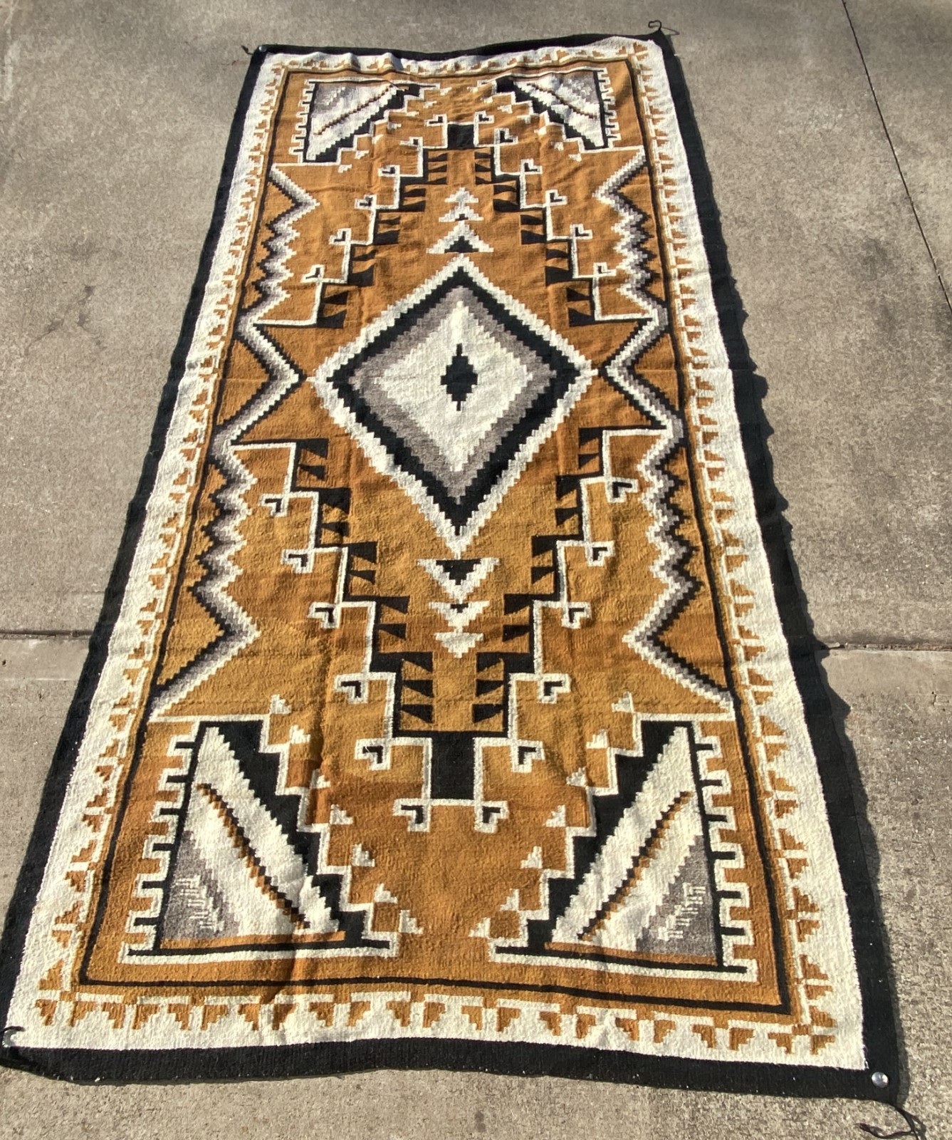Dine Navajo 1940's Two Grey Hills Large Room Size Rug NR Toadlena 5' x 10' +/-