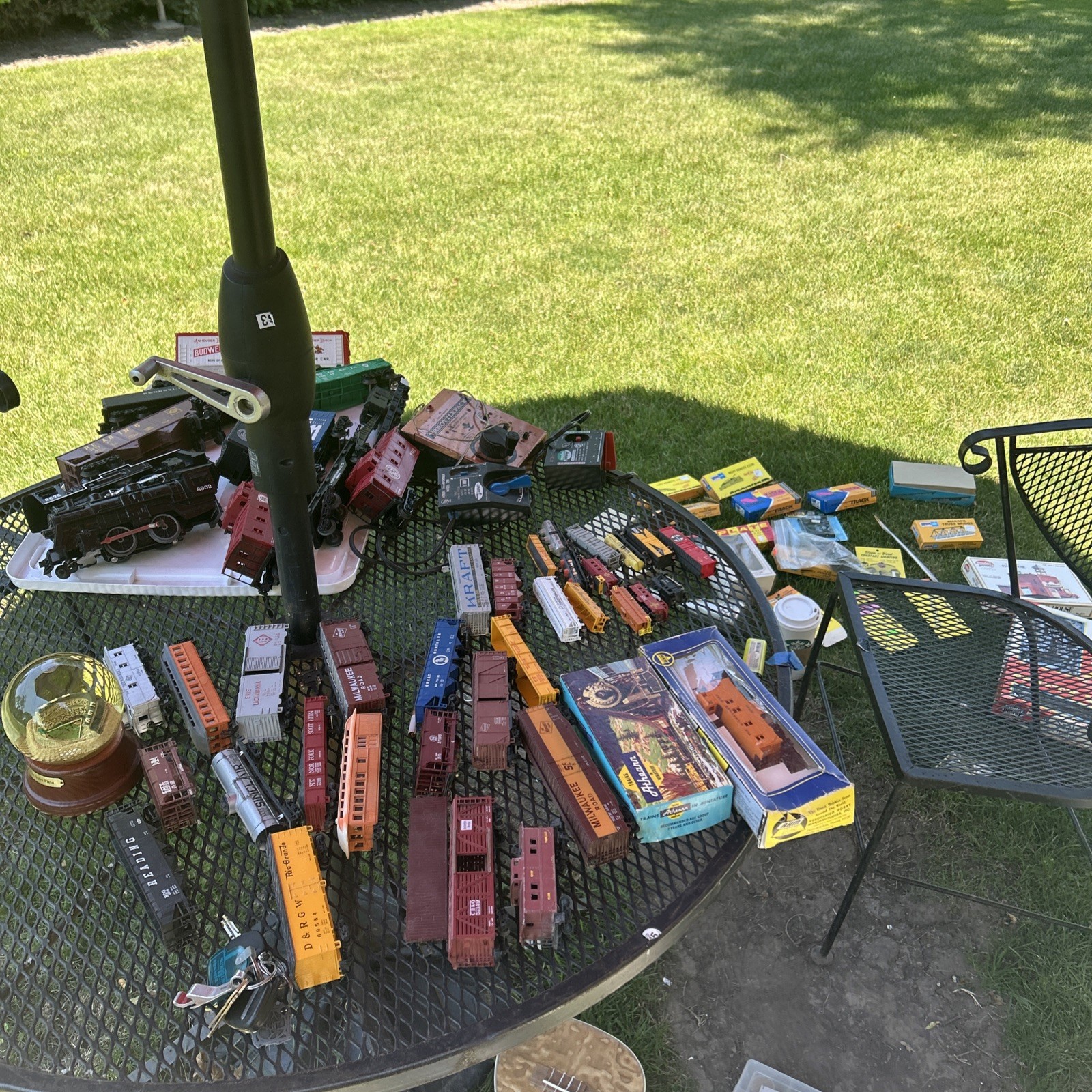 Old Train Sets Different Scales With Accessories See Photos Old Train Sets Different Scales With Accessories See Photos