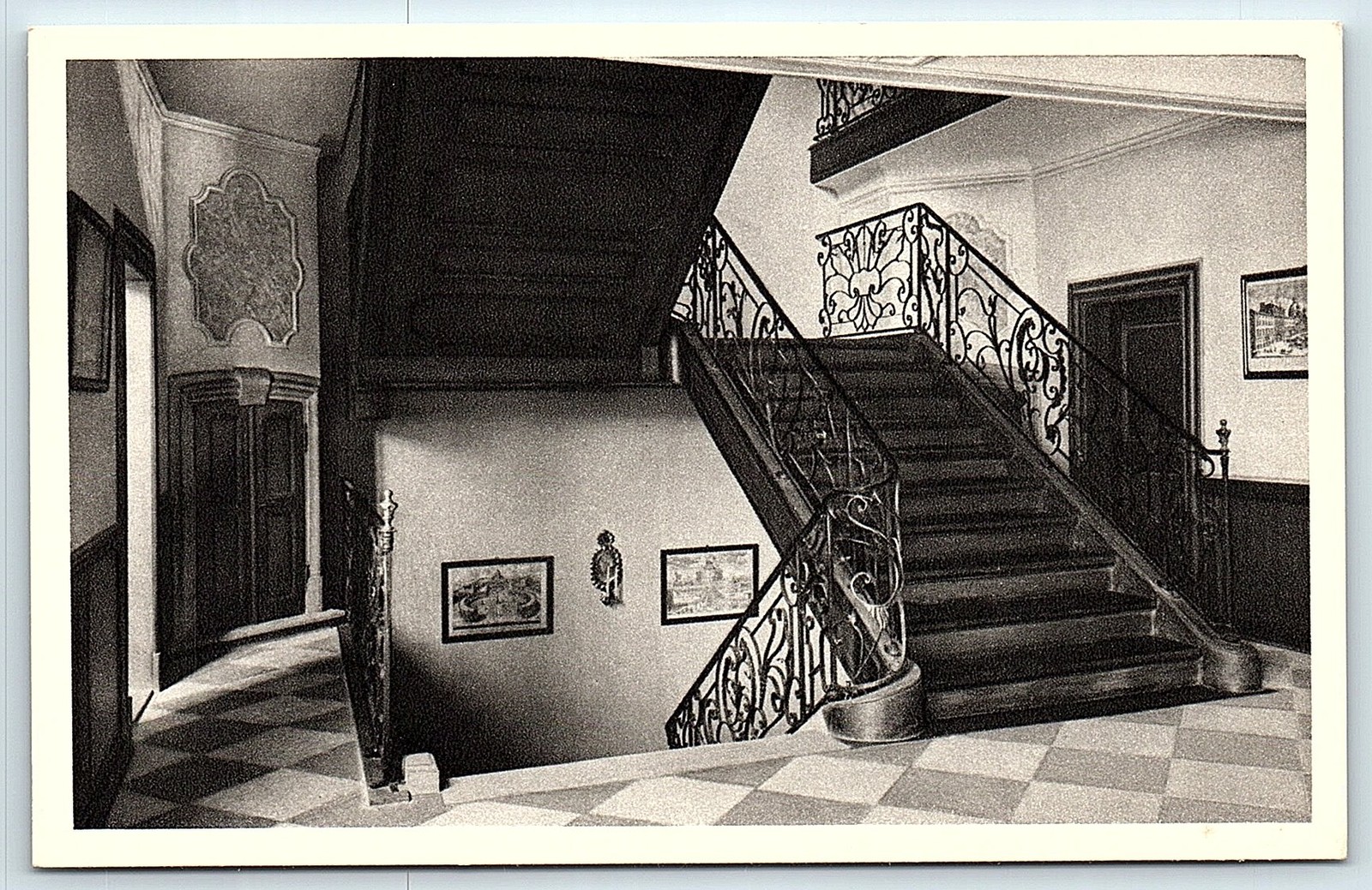 Goethehaus Frankfurt: 1st floor stairwell postcard