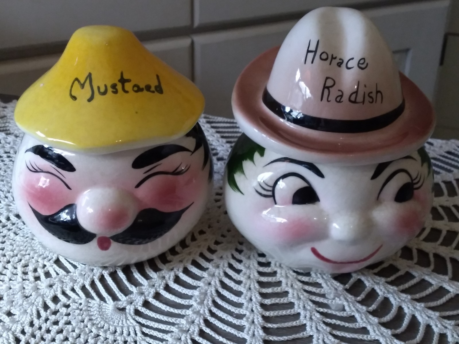VINTAGE ANTHROPOMORPHIC DEFOREST OF CALIFORNIA MUSTARD AND HORACE RADISH BOWLS