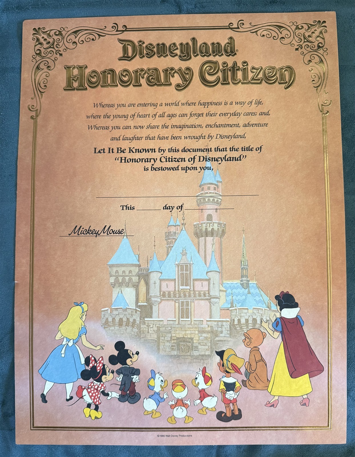 Walt Disney Production Disneyland HONORARY CITIZEN Embossed CERTIFICATE 1985 14