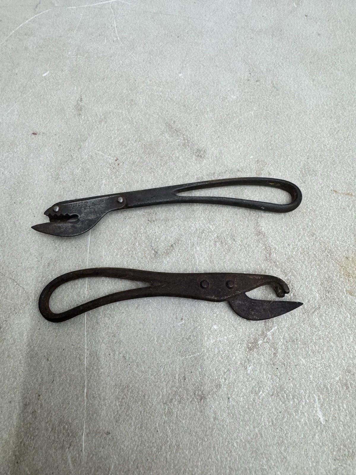 peerless can opener plus other unmarked antique